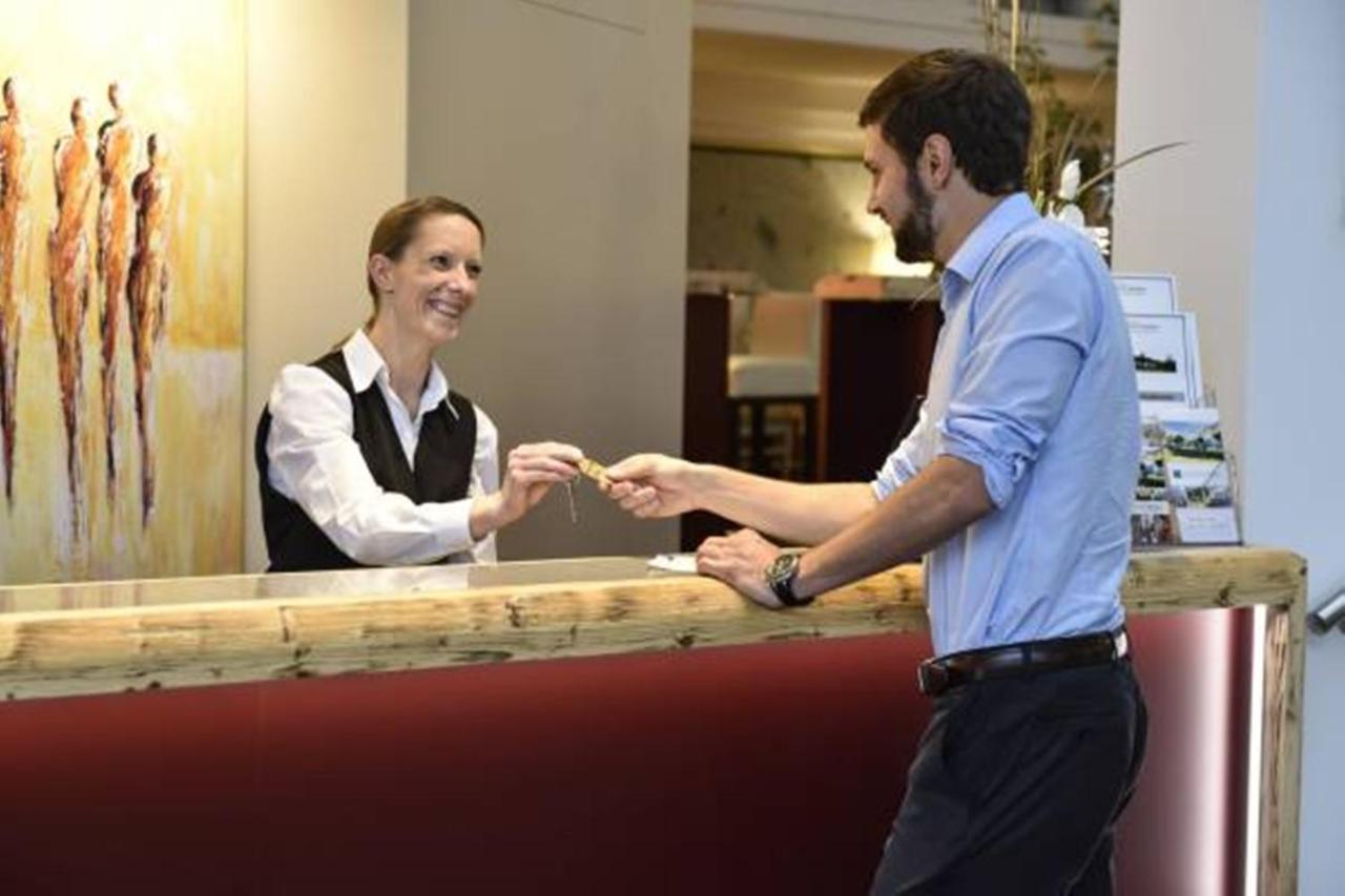 Atrium Hotel Amadeus Osterfeld Exterior foto