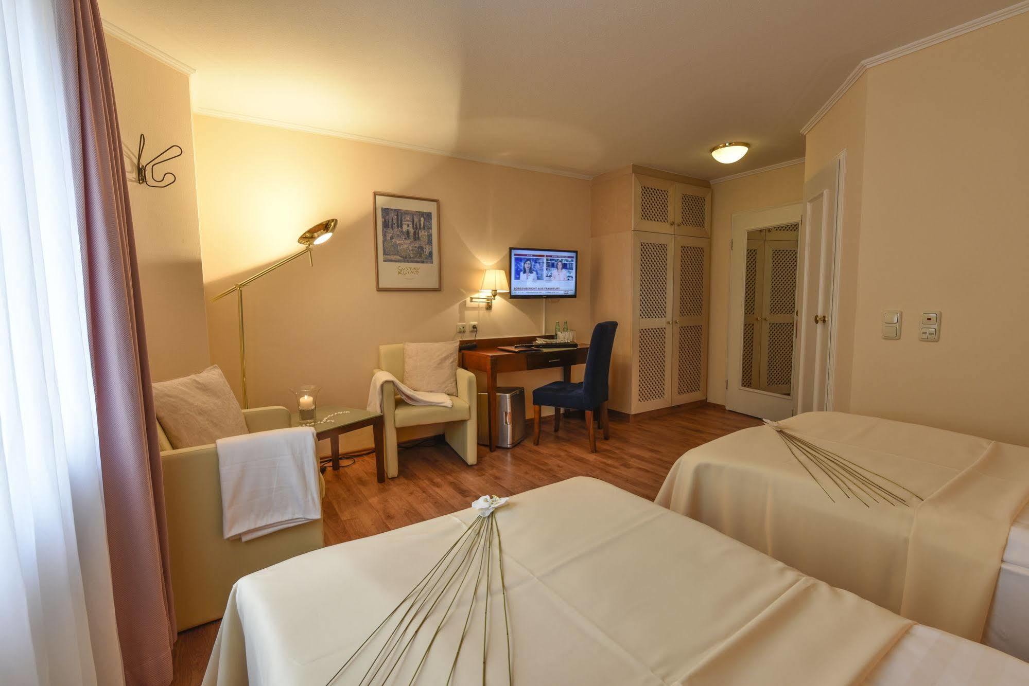 Atrium Hotel Amadeus Osterfeld Exterior foto